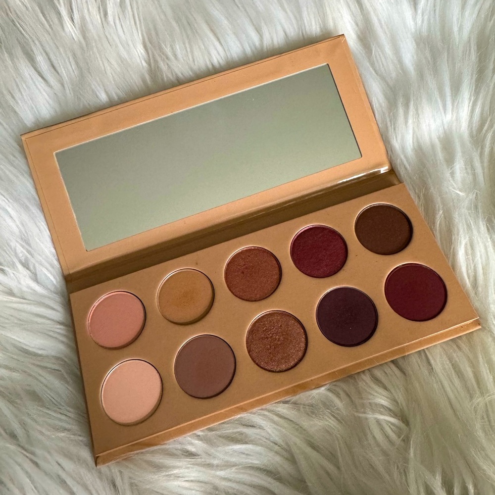 KKW Classic Blossom Eyeshadow Palette